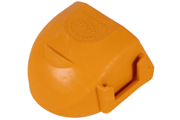Safety cover for the STEELPRESS SDP-05 Soft Dock ball hitch with space for the plug