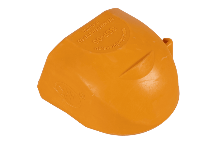 Safety cover for the STEELPRESS SDP-05 Soft Dock ball hitch with space for the plug